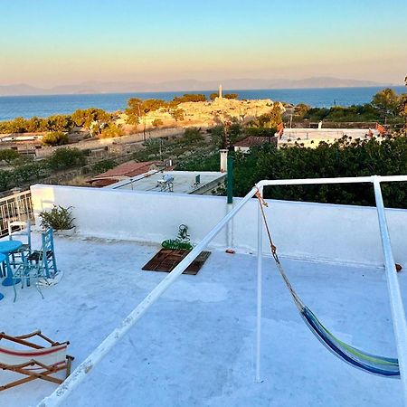 Appartement Vue Sur Mer Soul Family, Egine Aegina Exteriör bild