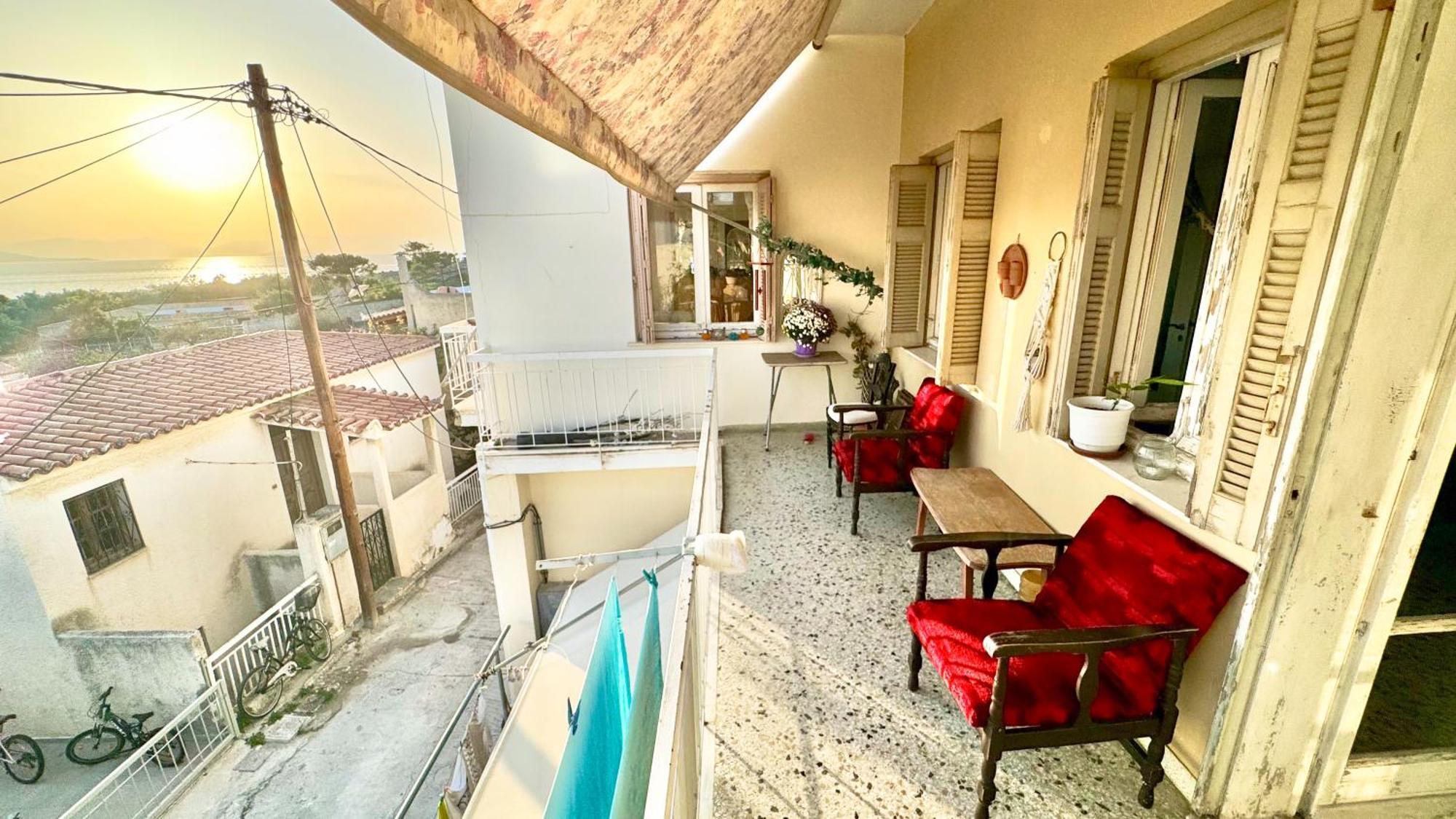 Appartement Vue Sur Mer Soul Family, Egine Aegina Exteriör bild
